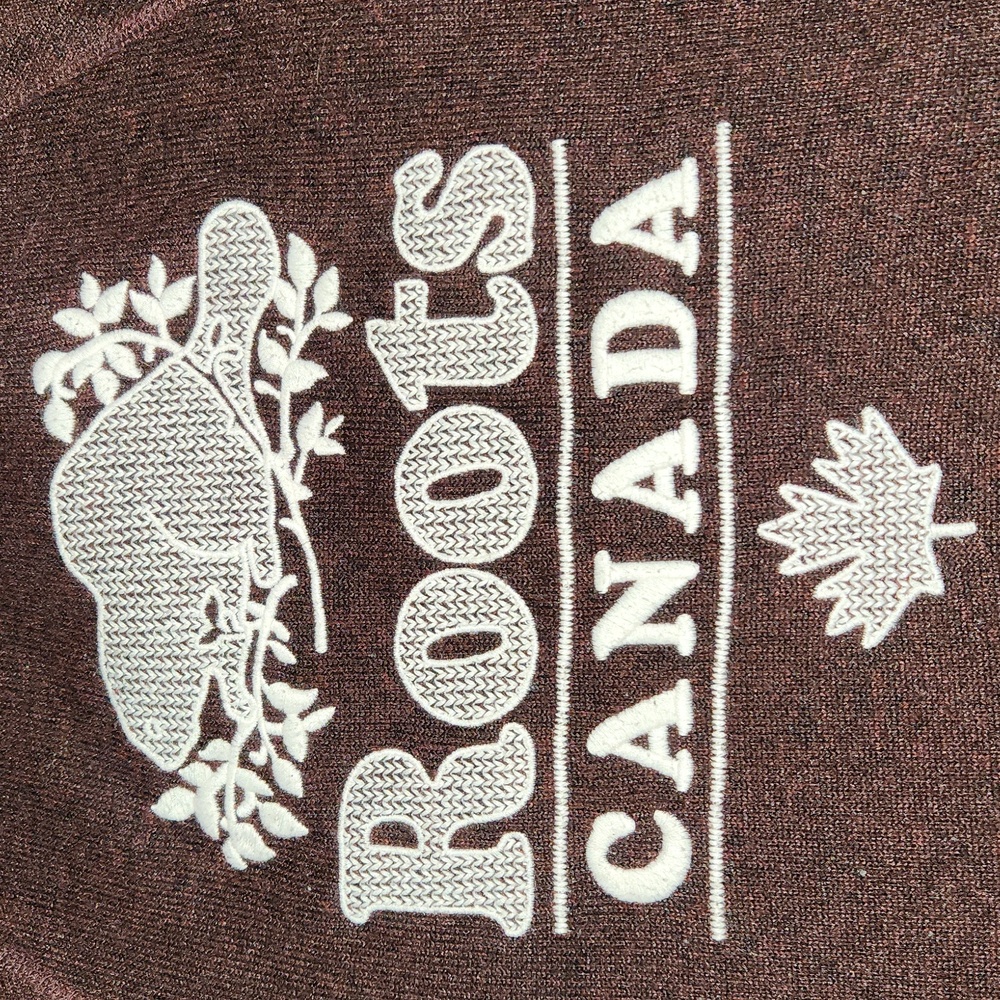 Roots Canada Cabin Embroidered Pullover Hoodie Sweater Burgendy, Black And White - Picture 2 of 7